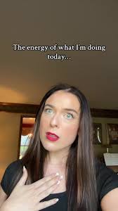 And we return once more to the land of The Villain’s office… but as what?  #assistanttothevillain #apprenticetothevillain #fantasybooks #fyp