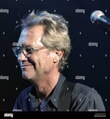 Gerry beckley hi-res stock photography and images