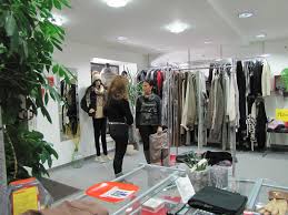 Santrumpa bic reiškia 'verslo identifikatoriaus kodas' (anksčiau 'banko identifikavimo kodas'). Finanzen Banken Steuer Versicherung