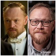 I went down to Tennessee for the first time to go to Ramsey's Smart  Conference. I brought my The Wingfeather Saga shirt to see if anyone would  recognize it while I was