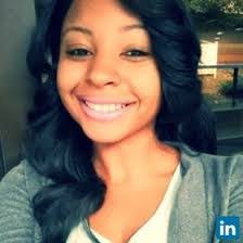 Iris Rowe's Instagram, Twitter & Facebook