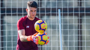 According to a report from don balon, messi has had enough of the german and the report goes on to suggest that barca have had a lot of positive reports about athletic bilbao's unai simon, who could be signed for €35m. Unai Simon Makes Gloves In Lezama