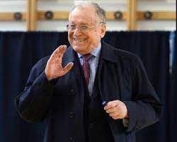 Majoritatea sunt surprinși de prețurile. Audio Ion Iliescu La 91 De Ani M Am Vaccinat È™i M Am SimÈ›it Bine Ce Spune Despre Psd È™i Despre Aur Hotnews Mobile