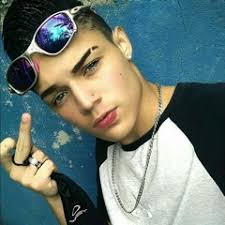 Stream karolayne silva music