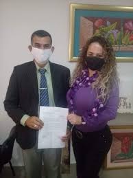 Insana obsesin por la intendencia de PJC une a Gloria Escobar y Nstor  Echeverria