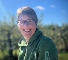 Sharon Bellino's Instagram, Twitter & Facebook