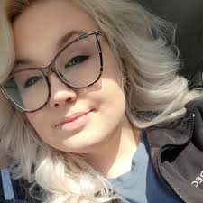 Who to report broken equipment at Riverview Park to?