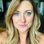 Danielle Hamrick's Instagram, Twitter & Facebook