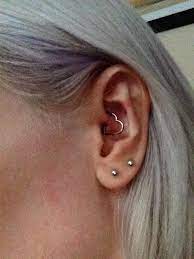 Pin Na Doske Daith Piercings