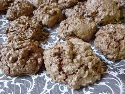 See more ideas about meringue cookies, meringue, desserts. Chocolate Hazelnut Meringue Cookies Diary Of A Mad Hausfrau