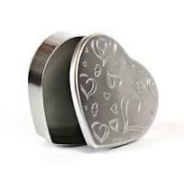 Heart Shape Tin Containers With Lid Manufacturer - TINSPKG