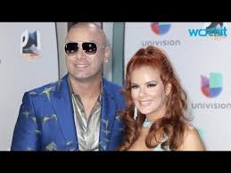 View 7 467 nsfw pictures and enjoy wife with the endless random gallery on scrolller.com. Wisin And His Wife Yomaira Ortiz Feliciano Youtube