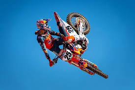 Whip Ktm Team Photoshoot Cudby Source Ig Marvinmusquin25 Motocross Super Dirt Bike Motocross Bike Pic Ktm