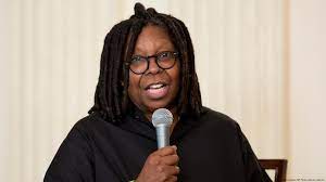 Whoopi Goldberg wird nach Holocaust-Äußerung suspendiert – DW – 02.02.2022