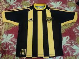 Twitter oficial del club más popular y tradicional de concepción. Arturo Fernandez Vial Home Football Shirt 2002 2003