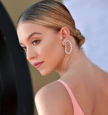 Sydney Sweeney needs that royalty check 🤣