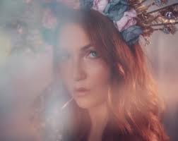 Flower Halo, Sun Jewellery, Moon Child, Halo Headpiece, Halo Crown, Halo  Headlights, Crown, Celestial, Headpiece, Pregnancy Photo, Goddess