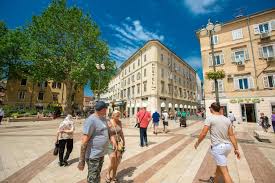 Rijeka je třetí největší město chorvatska, nejdůležitější přístav a moderní metropole kvarneru. Hostely Rijeka Chorvatsko Cena Od 16 Recenzie Planet Of Hotels