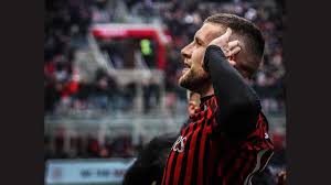 Ac milan will host the defending champions juventus on wednesday at san siro on the epiphany, which is a significant day in italy. Coppa Italia Ac Milan Vs Juventus 1 1 Simak 6 Fakta Menarik Bola Tempo Co