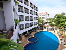 The 67 guest rooms at sabai inn pattaya include modern finishing's, while rooms enjoy carpeted floors and wood. Areca Lodge Pattaya Hotel Pattaya Chonburi Instant Reservation Travelticker Com