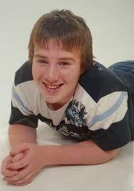 can someone edit a chanukah photo?