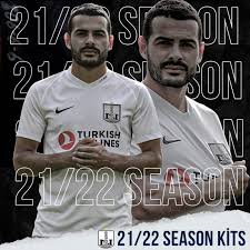 Şampiyonlar ligi son dakika transfer haberleri, şampiyonlar ligi fikstürü, maç sonuçları, puan durumu ve daha fazlası için www.tr.beinsports.com.tr adresini ziyaret edin. Neftchi Baku 2021 22 Auswarts Trikot