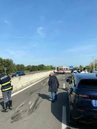 La strage di corato ha sconvolto non solo la puglia, ma l'italia intera. Incidente Oggi Sulla Brindisi Bari Auto Contromano Si Schianta A Fasano Due Morti