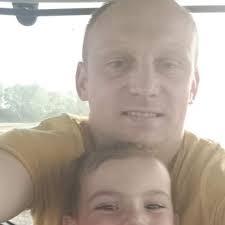 Piotr Pasternak (@PiotrPasterna10)