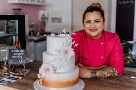 Ihre suche nach brautkleid reinigung böblingen ergab 1 treffer Hochzeitstorte Boblingen Seelenschmeichler Brautmoden Boos