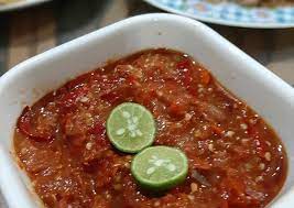 Sambal is a chili sauce or paste, typically made from a mixture of a variety of chili peppers with secondary ingredients such as shrimp paste, garlic, ginger, shallot, scallion, palm sugar, and lime juice. Resep Sambal Terasi Matang Oleh Rochmah Fitriyani Cookpad