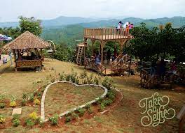 Terletak di kecamatan sedong sekitar 26 km dari arah pusat kota sumber, dengan luas lahan 62,5 ha. Yuk Main Ke Jonggol Curug Sedong Dan Jonggol Garden