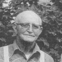 James Edward Tadlock Sr. (taʻu1912–taʻu1992)