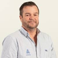 Diana Deighton's Instagram, Twitter & Facebook