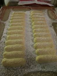 Biscuits A La Cuillere Ingredients 65 G De Farine 60 G De Fecule De Pomme Recettes De Cuisine Recettes Sucrees Cuisine