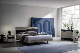 «camera da letto domino in noce canaletto #cameradaletto #mobiliinlegno #arredamentointerni #modo10…» Home P Napol Arredamenti