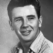 Everett Brady's Instagram, Twitter & Facebook