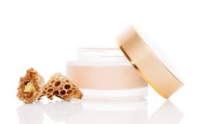 Aloe vera creme kannst du einfach selber machen. Propolis Creme Alles Zur Wirkung Und Dem Zusatzstoff Aloe Vera