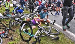Martin had no time to avoid the woman. U0 P Ukqpgu8km