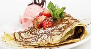 Nah, untuk yang belum tahu, leker adalah jenis kue mirip crepes yang berisi pisang, meises, susu atau mungkin ada topping lain. Resep Leker Teflon Ala Rumahan Yang Mudah Diikuti