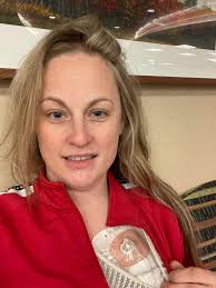 Amanda Kicking Stage 4 Cancers Butt