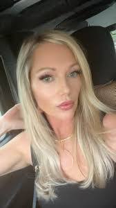 Jade Deherrera's Instagram, Twitter & Facebook