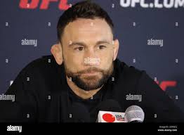Frankie edgar ufc hi-res stock photography and images
