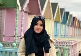 Karena di buku tersebut, kita akan menemukan banyak wawasan ilmu kehidupan yang jarang dikemukakan oleh. Buku Wirda Mansur Pdf Cara Golden