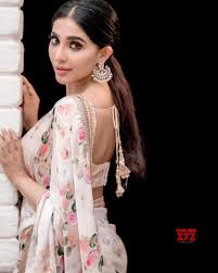 Maybe you would like to learn more about one of these? Actress Parvati Nair Beautiful New Stills In A Saree Social News Xyz