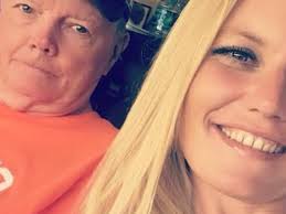 Fundraiser for Candice Bannan by Patricia Dume : Let's show Candice she has  a Village who supports her...