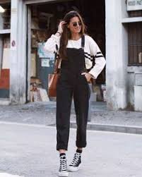 Nous utilisons des cookies et des outils similaires qui sont nécessaires pour vous permettre d'effectuer des achats, pour améliorer votre expérience d'achat et fournir nos services, comme détaillé dans notre avis sur les cookies. Converse Noir Femme