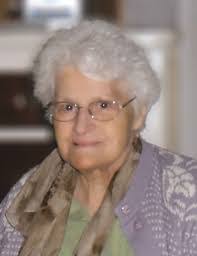 Marie Compere's Instagram, Twitter & Facebook