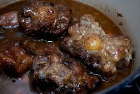 And what more with oxtail, it comes with lots oxtail is also a perfect cut for stewing, allowing the flavours to develop over prolonged periods of cooking, teasing out that essence of all the… Soul Food Queen Ox Tails