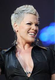 Hairstyle hair short hair styles pink singer beauty popular haircuts hair styles pink hair hair official p!nk photos | the official p!nk site. Pin By Mariah Hengehold On Le Hair Pink Singer Pink Haircut Short Sassy Hair