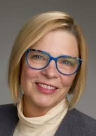 Michele Sauer's Instagram, Twitter & Facebook